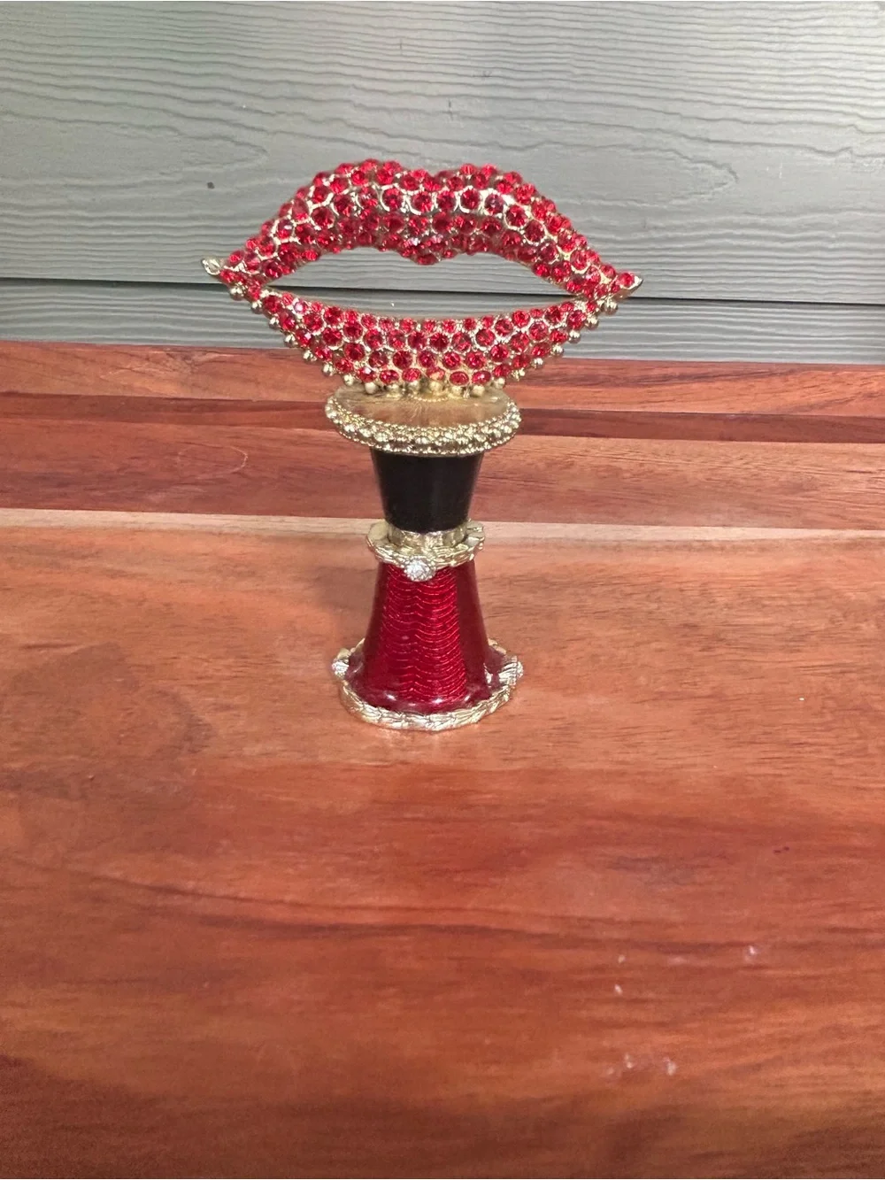Olivia Riegel - Ruby Luscious Lips Swarovski Crystal Bottle Stopper and Stand
